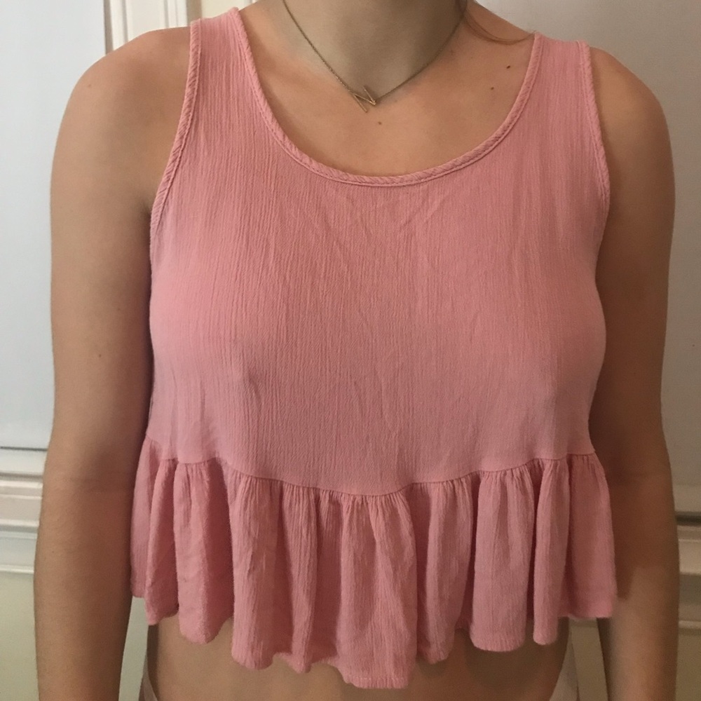 PINK RUFFLE CROP TOP